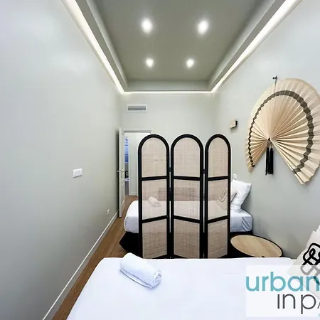 Urban Flat 188 - Stunning 4 Bedroom Flat In Apartment *